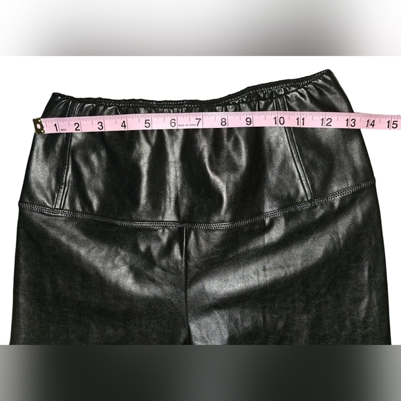 Aritzia Wilfred Free Daria Faux Vegan Leather Black High Waisted Leggings Sz M - Picture 4 of 11